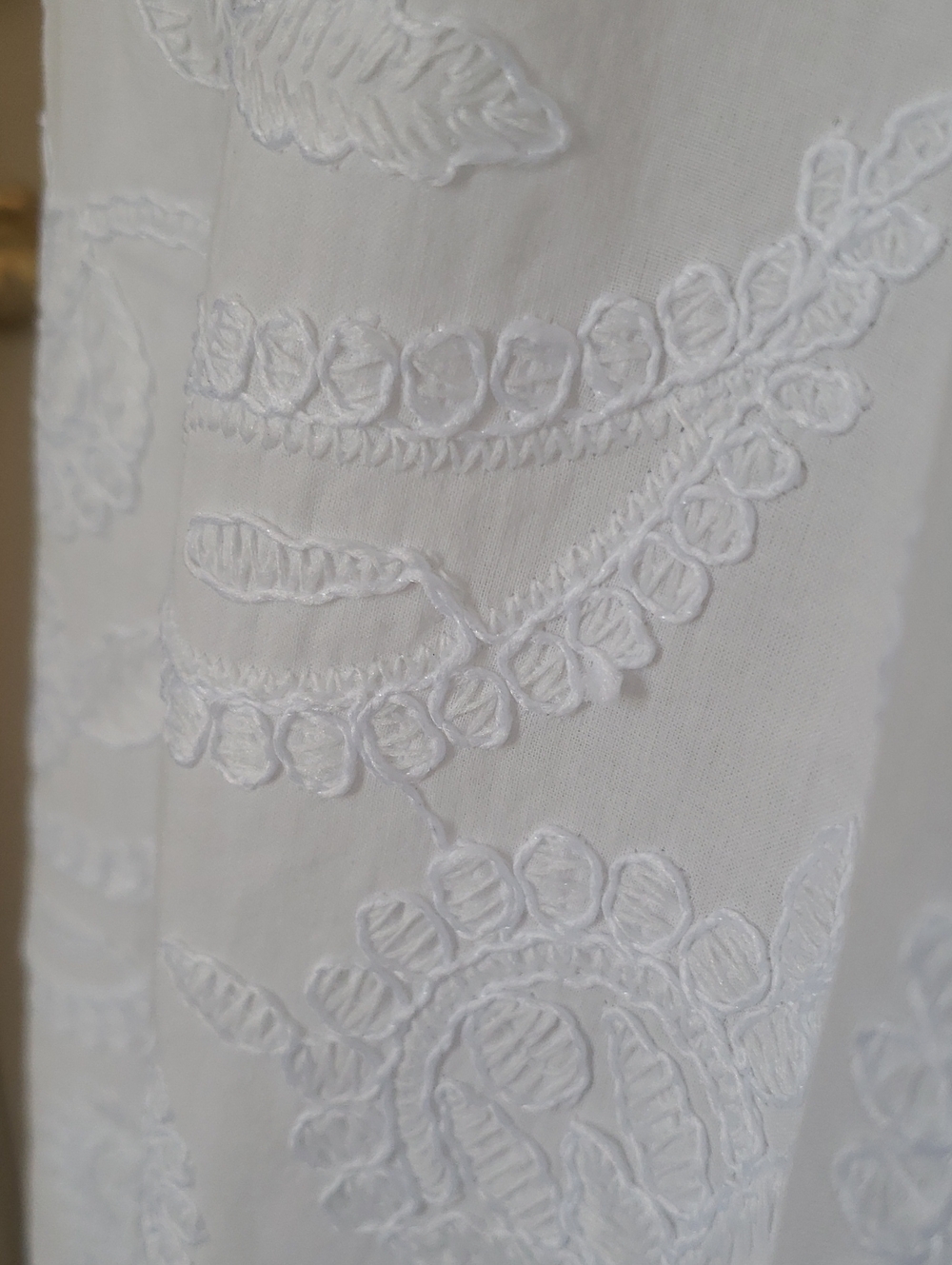 LOFT White Halter Shift Dress • Embroidered Floral Cotton • MP Petite • A-line - Picture 8 of 15